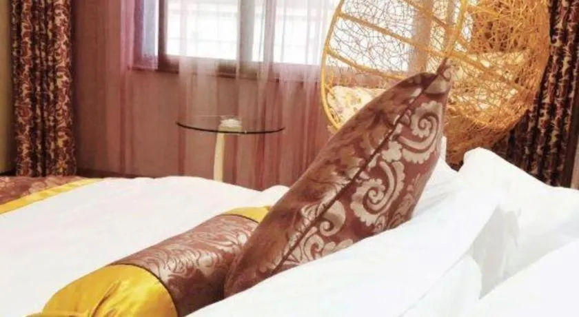 Bed in Xiamen Plaza Hotel