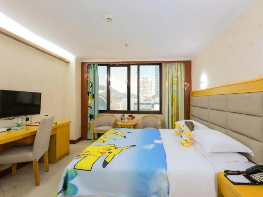 Bed in Xiamen Plaza Hotel