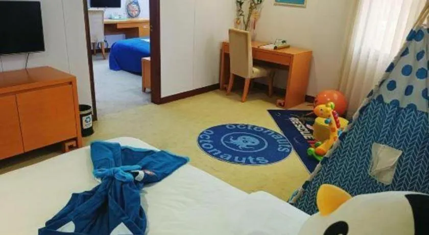 Bed in Xiamen Plaza Hotel