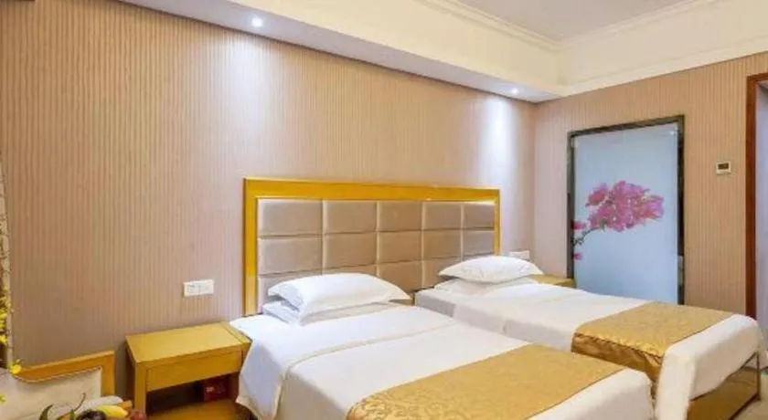 Bed in Xiamen Plaza Hotel