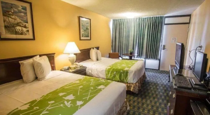 Bed in Quality Inn Kissimmee West - Lake Buena Vista South