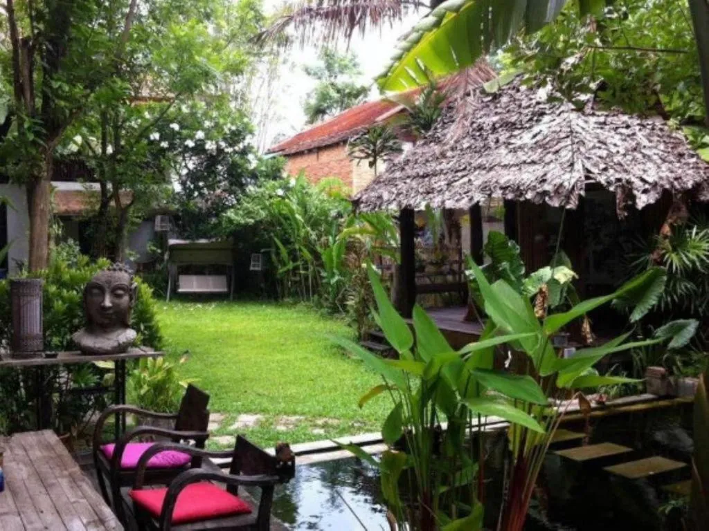 Baan Gong Kham Hotel