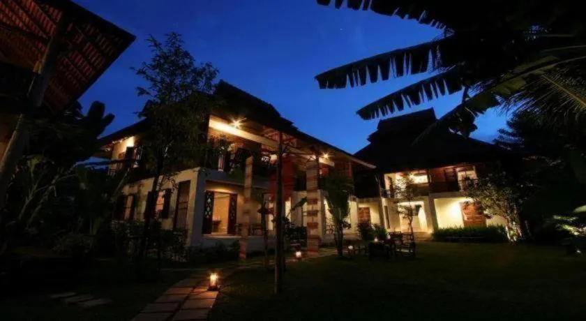 Baan Gong Kham Hotel