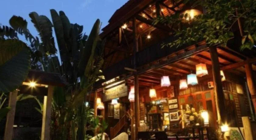 Baan Gong Kham Hotel