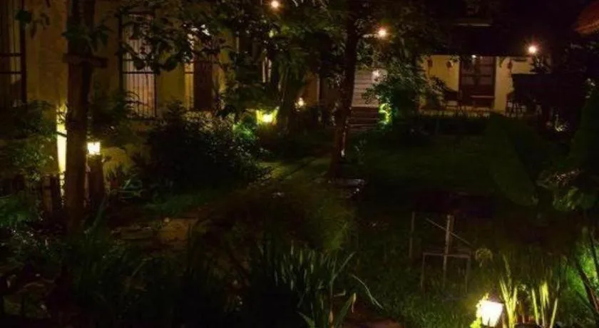 Baan Gong Kham Hotel