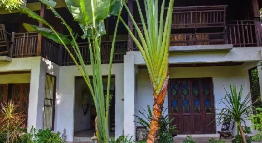 Baan Gong Kham Hotel