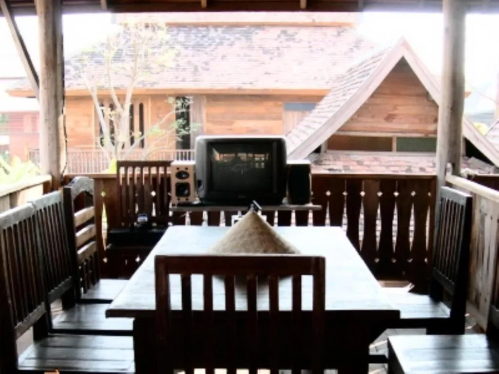 Baan Gong Kham Hotel