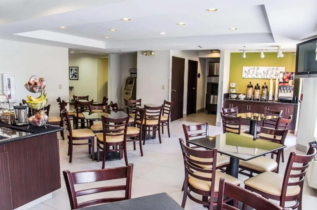 Sleep Inn Airport - Billy Graham Parkway