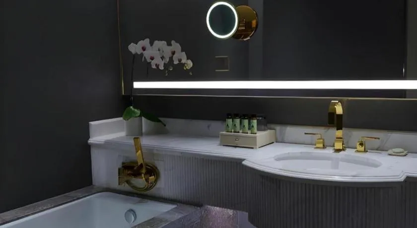 Sky Fortune Boutique Hotel