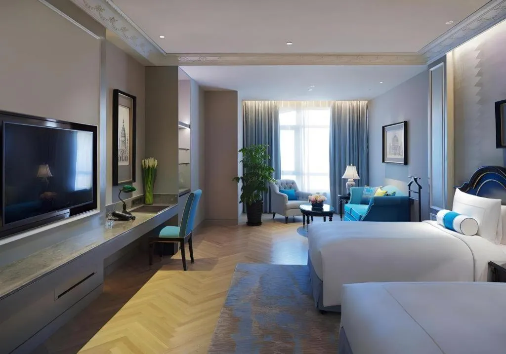 Bed in Sky Fortune Boutique Hotel