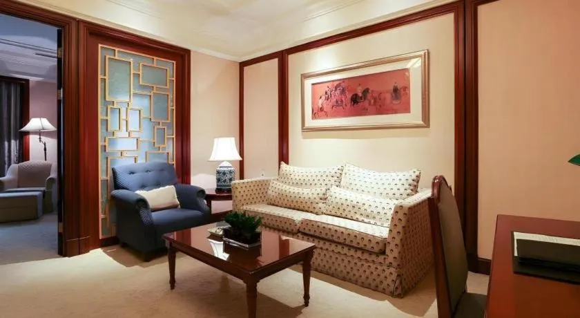 Sky Fortune Boutique Hotel