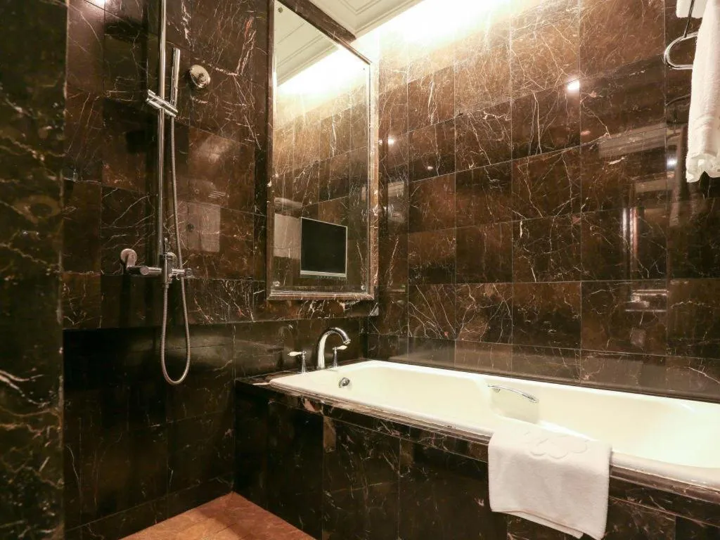 Sky Fortune Boutique Hotel