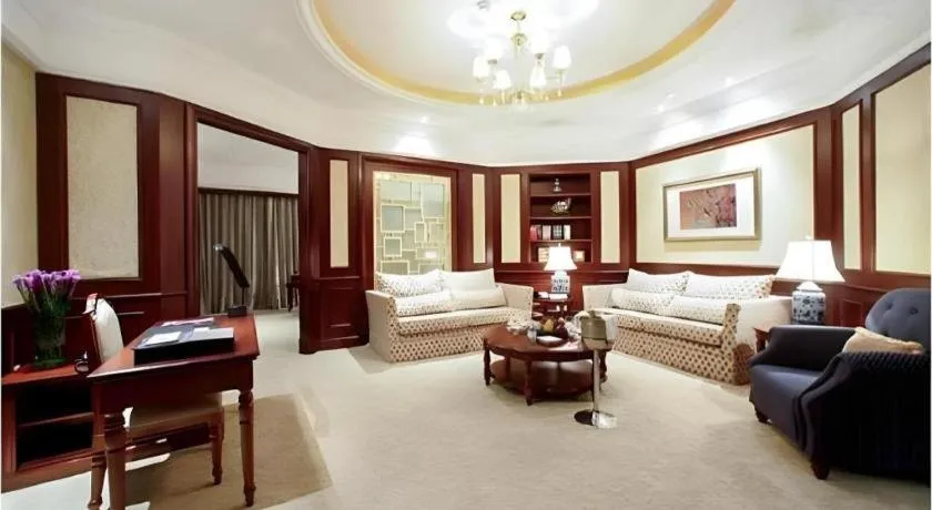 Bed in Sky Fortune Boutique Hotel