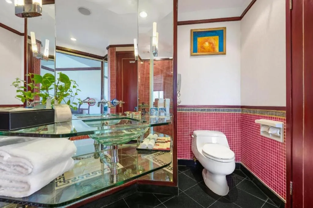 Wonderport International Hotel