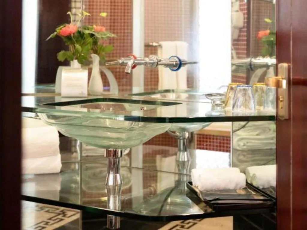 Wonderport International Hotel