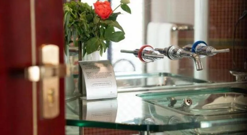 Wonderport International Hotel