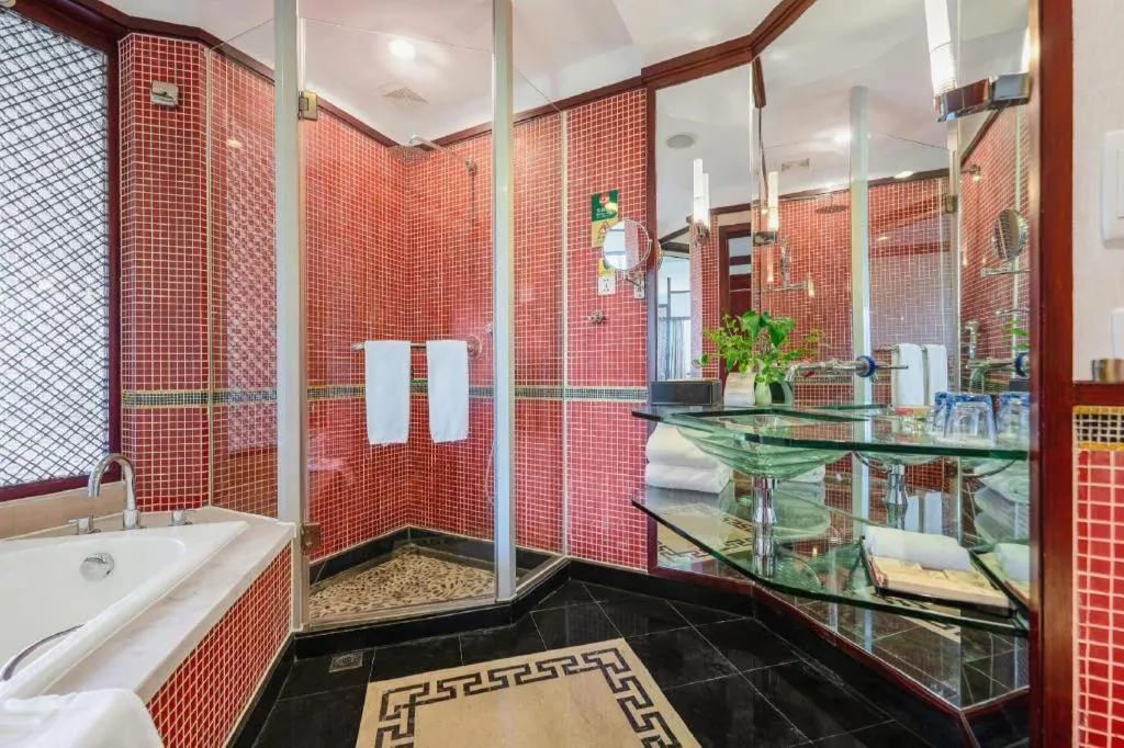 Wonderport International Hotel