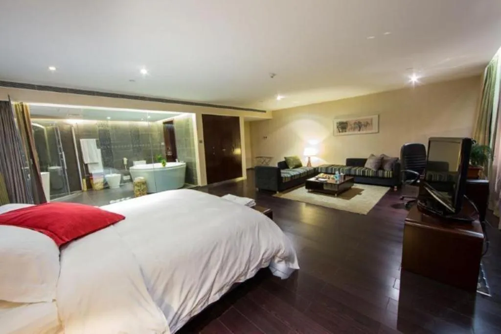 Bed in Hotel Kapok Wangfujing