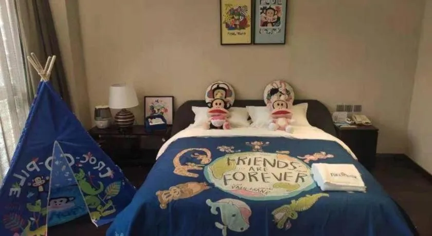 Bed in Hotel Kapok Wangfujing