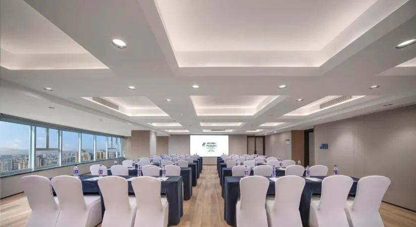 Yiwu Yimei Plaza Hotel