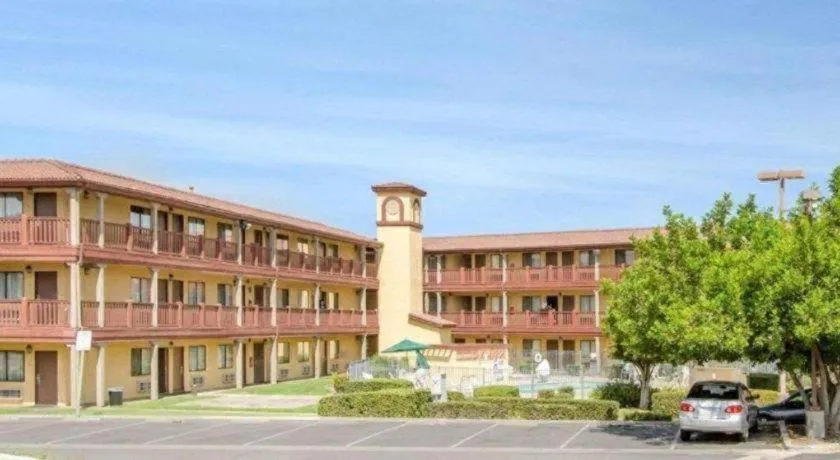 Quality Inn San Bernardino - Loma Linda
