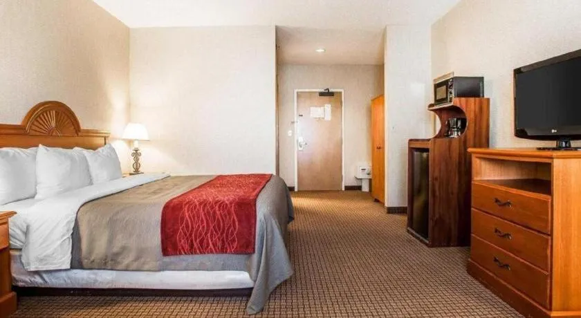 Bed in Quality Inn Sidney