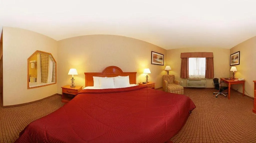 Bed in Quality Inn Sidney