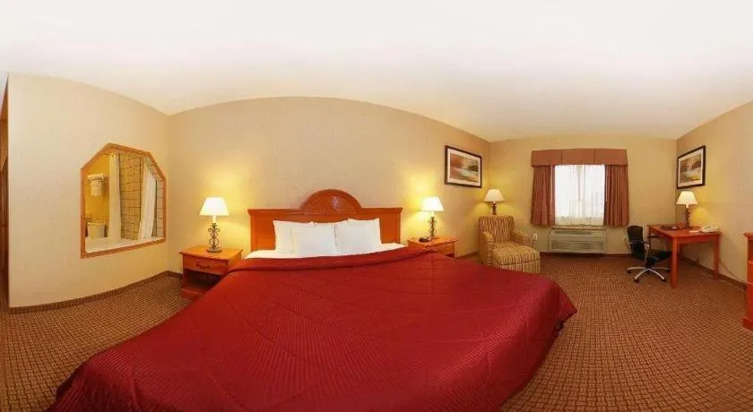 Bed in Quality Inn Sidney