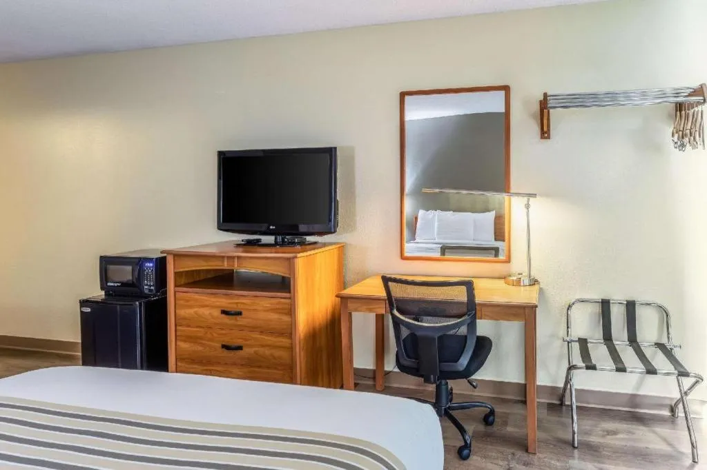 Econo Lodge Ithaca Airport