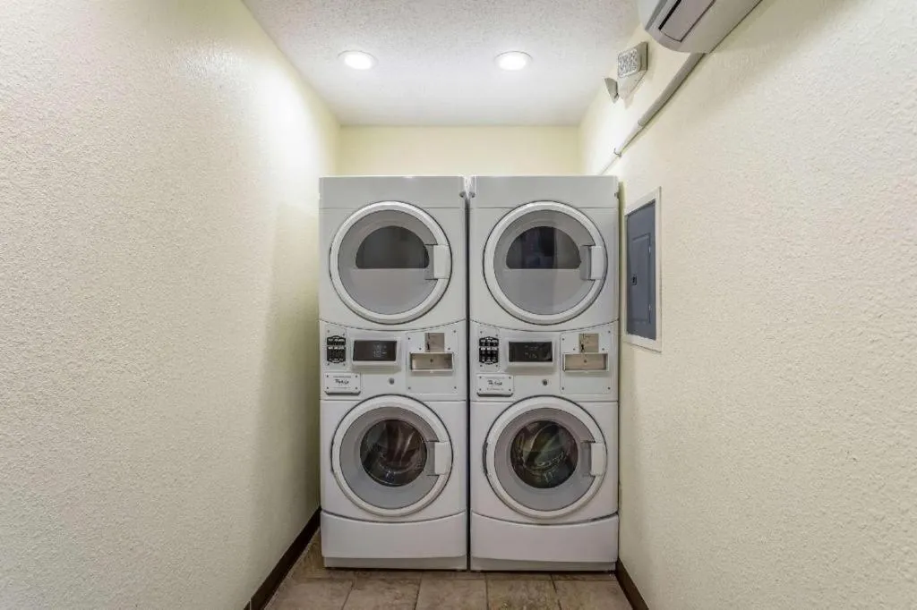 Econo Lodge Ithaca Airport