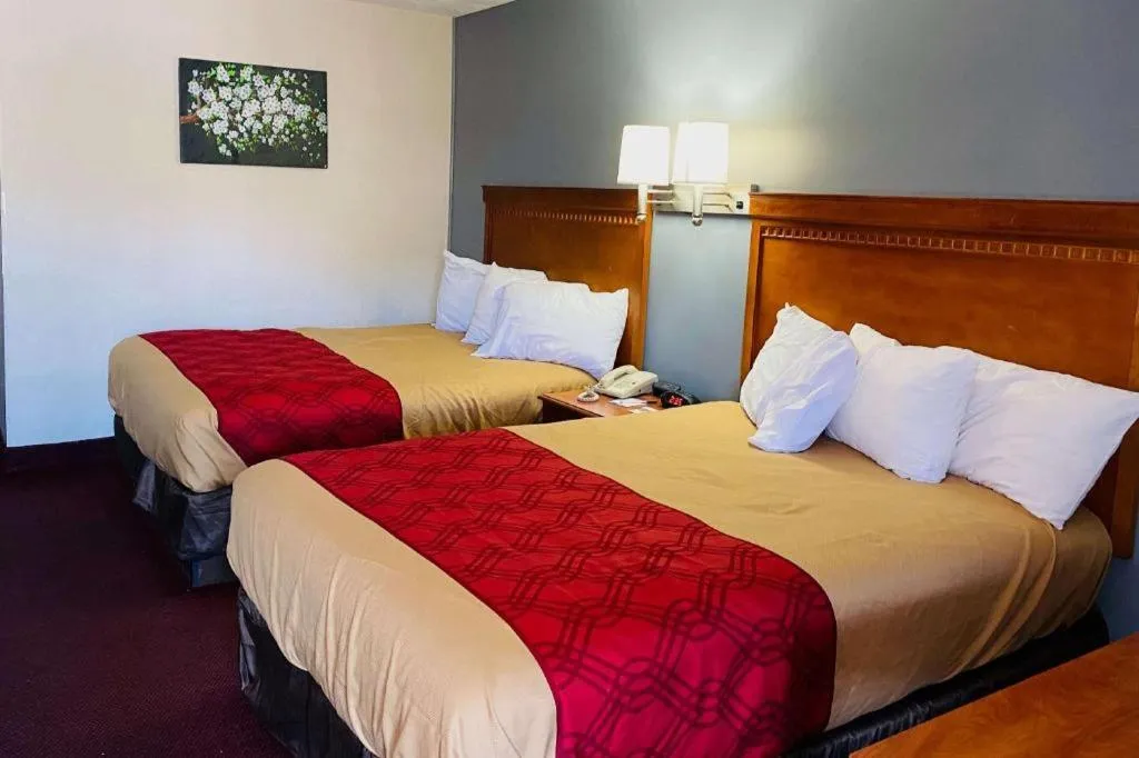 Bed in Baymont by Wyndham Lake George