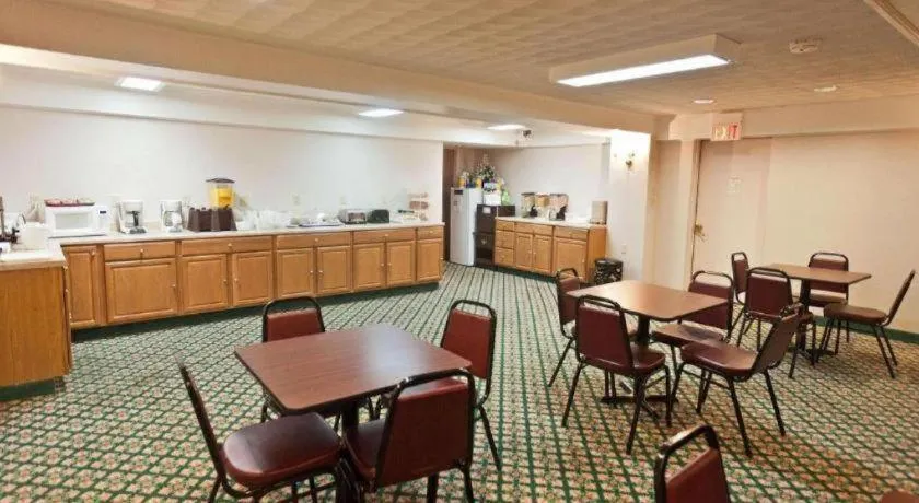 Baymont by Wyndham Lake George