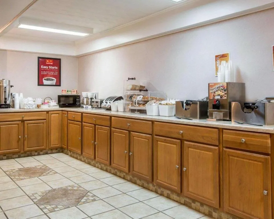 Baymont by Wyndham Lake George