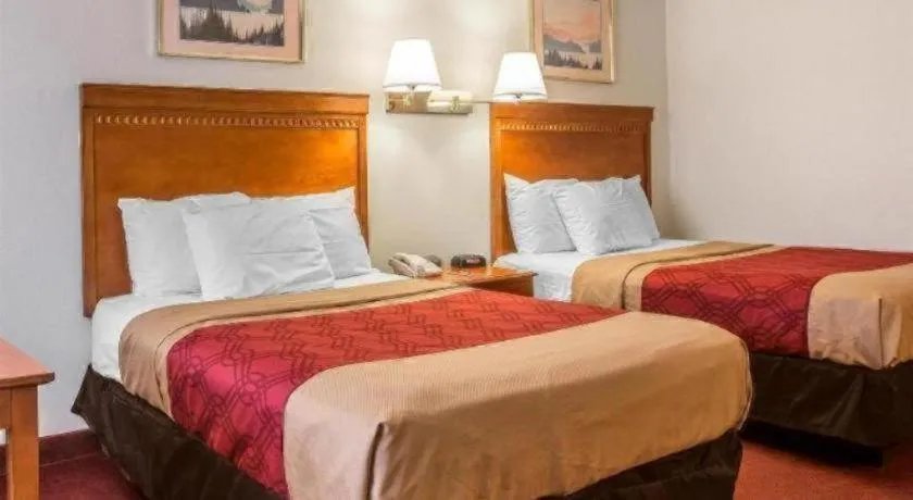 Bed in Baymont by Wyndham Lake George