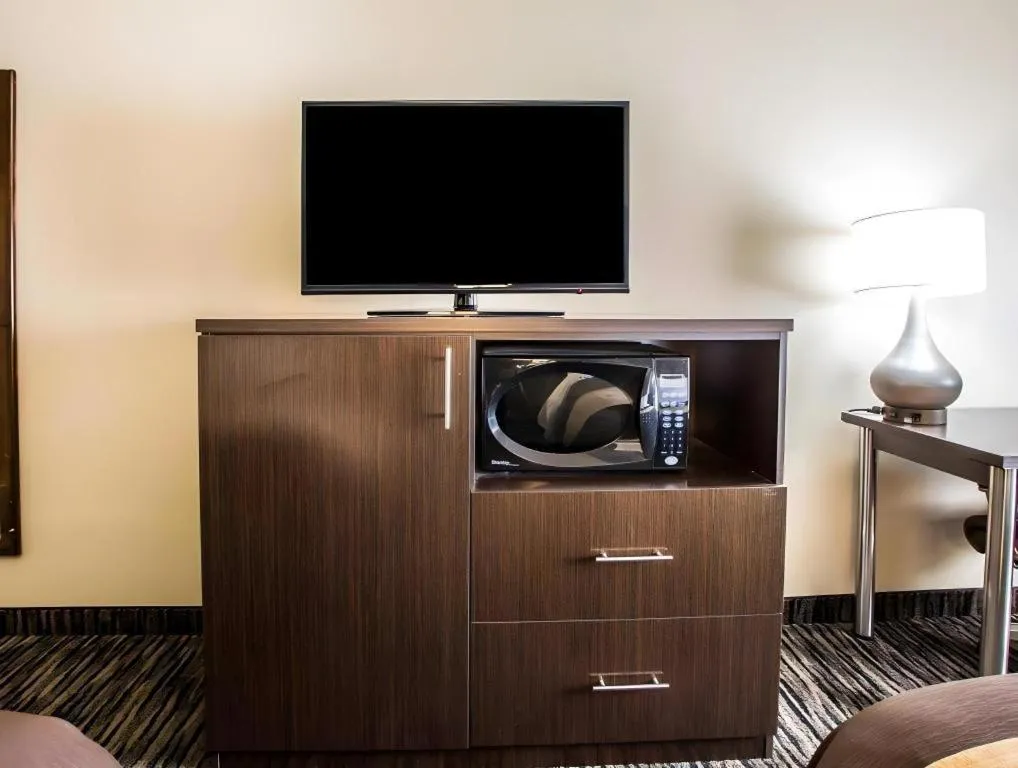 Quality Inn Dayton North - Vandalia