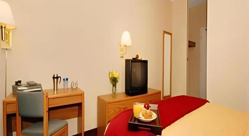 Quality Inn Dayton North - Vandalia