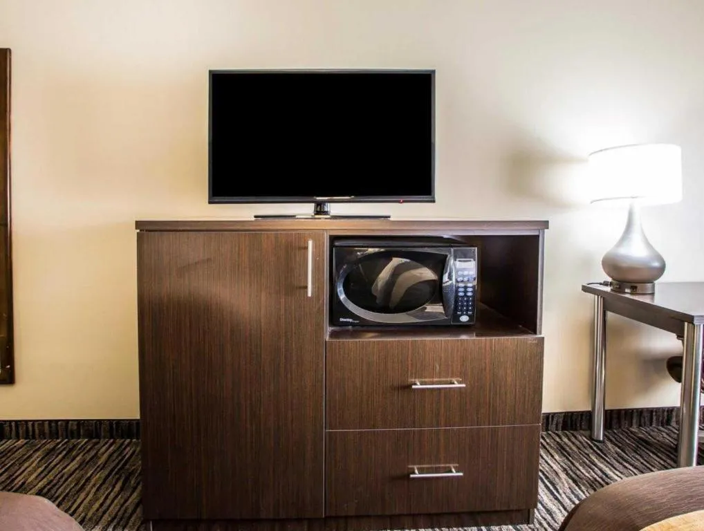 Quality Inn Dayton North - Vandalia