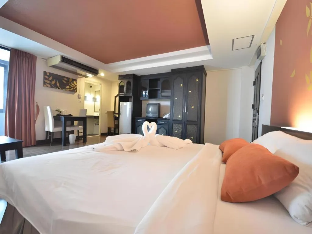 Bed in The Heritage Sathorn Suite Hotel