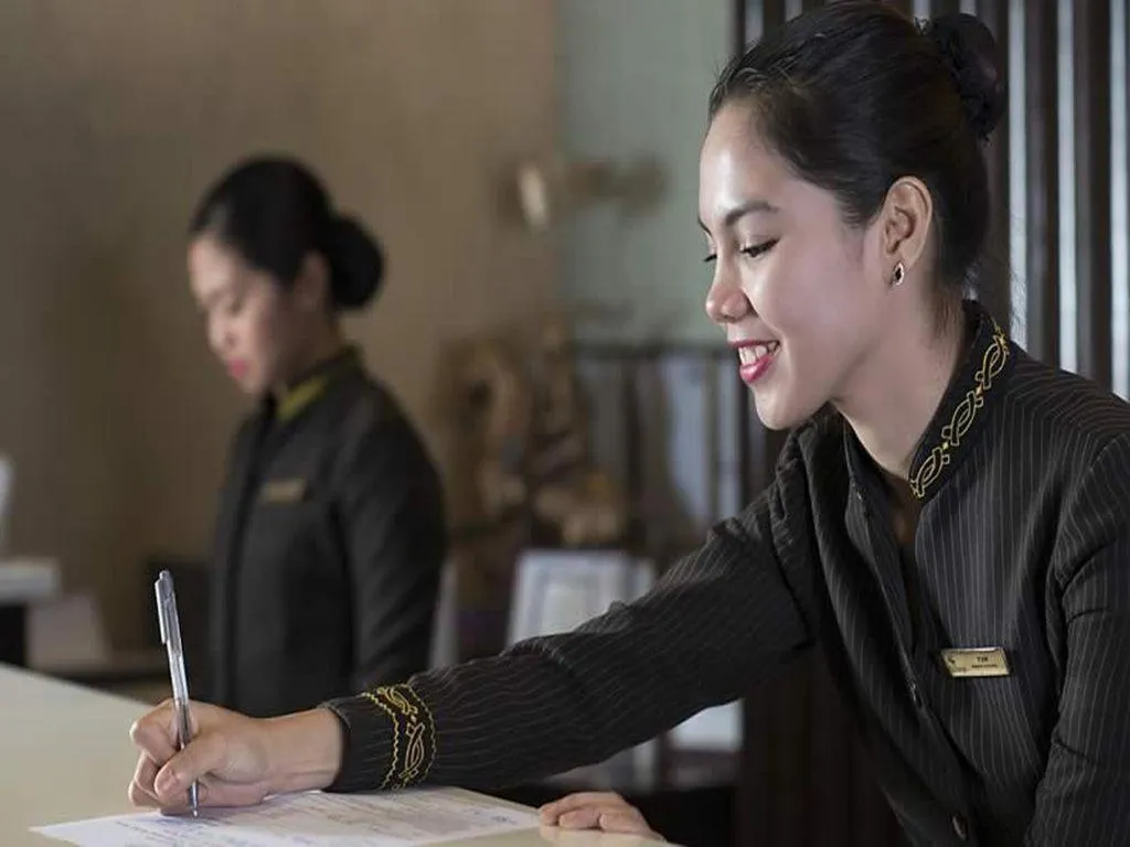 Lancaster Hotel Manila