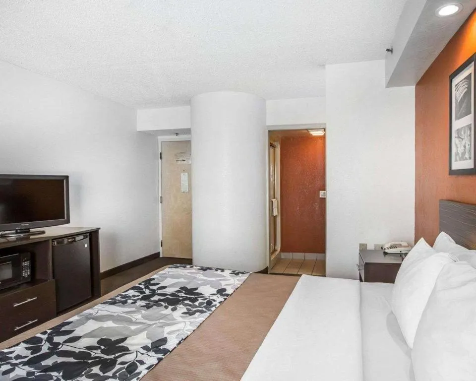 Bed in Sleep Inn Bessemer Helena