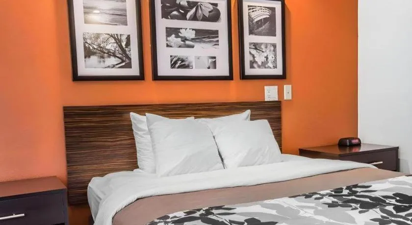 Bed in Sleep Inn Bessemer Helena