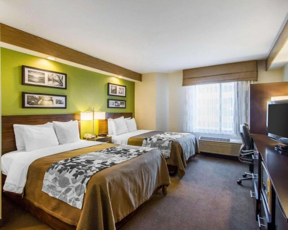 Bed in Econo Lodge Amarillo East