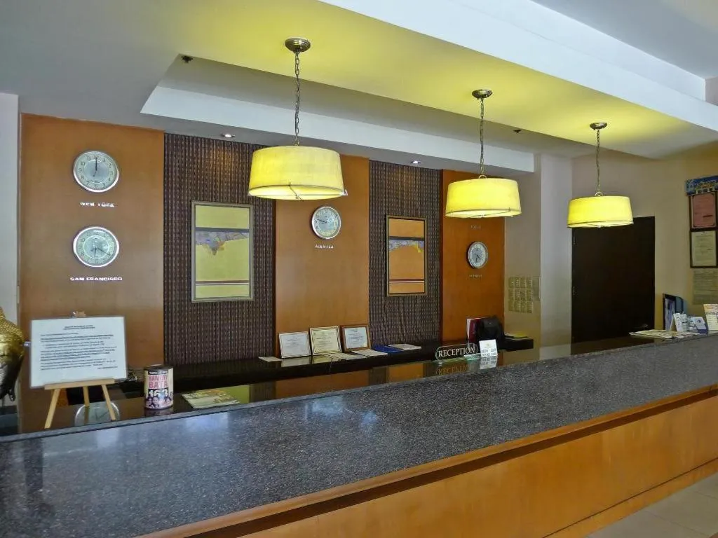 Baguio Burnham Suites Hotel