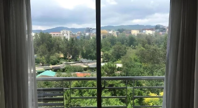 Baguio Burnham Suites Hotel