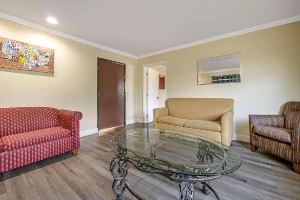 Econo Lodge Moreno Valley