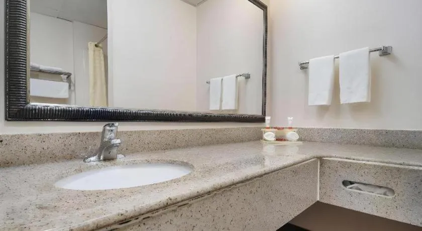 Surestay Plus Hotel Tarboro