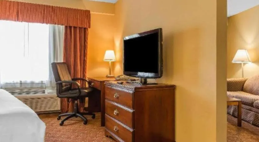 Quality Inn Calera I-65 exit 231