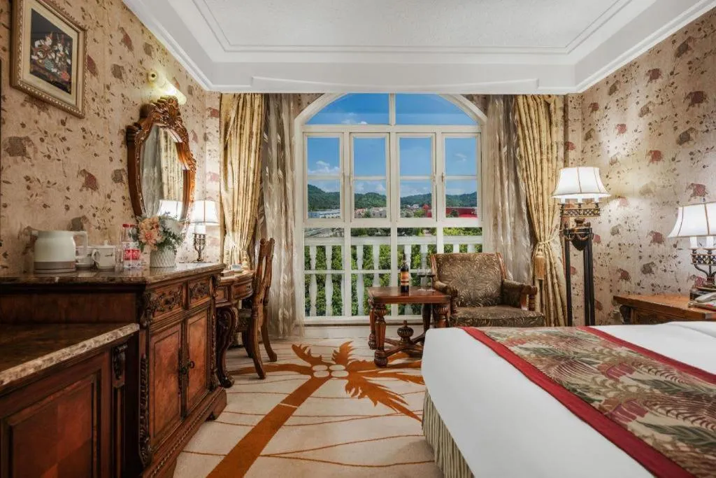 Bed in Hangzhou The First World Hotel