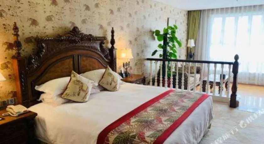 Bed in Hangzhou The First World Hotel