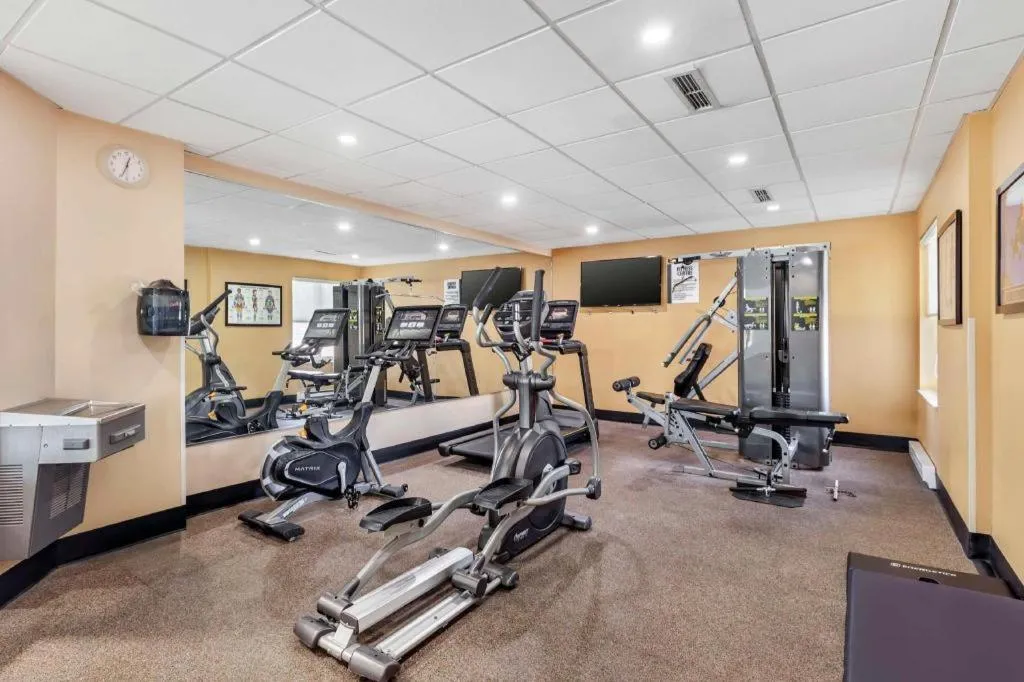 Best Western Plus Executive Inn